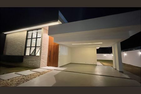 Casa à venda com 3 quartos, 500m² em Várzea, Lagoa Santa