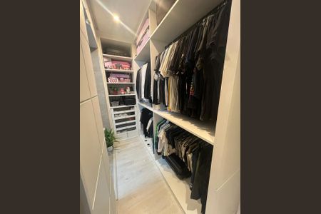 Closet de apartamento à venda com 3 quartos, 110m² em Vila Anglo Brasileira, São Paulo