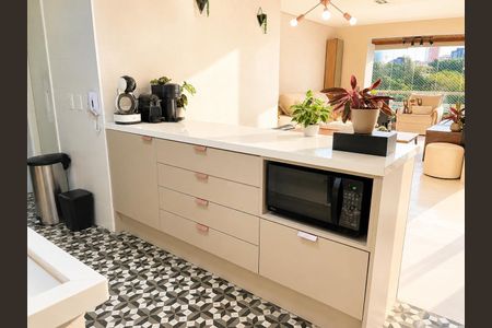 Cozinha de apartamento à venda com 3 quartos, 110m² em Vila Anglo Brasileira, São Paulo