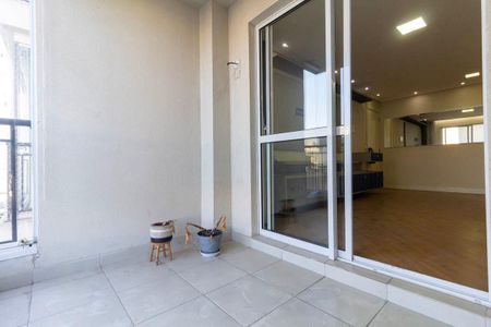 Apartamento para alugar com 68m², 2 quartos e 1 vaga Apartamento para alugar com 68m², 2 quartos e 1 vagaVaranda