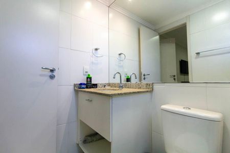 Apartamento para alugar com 68m², 2 quartos e 1 vaga Apartamento para alugar com 68m², 2 quartos e 1 vagaBanheiro 1