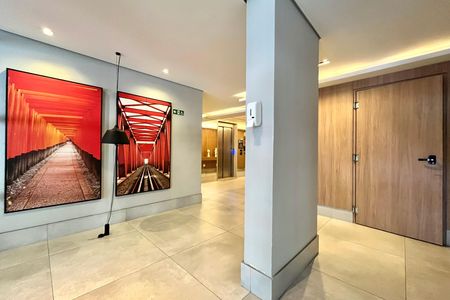 Studio à venda com 29m², 1 quarto e sem vaga Studio à venda com 29m², 1 quarto e sem vagaHall social