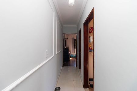 Casa à venda com 273m², 3 quartos e 5 vagasCorredor dos Quartos