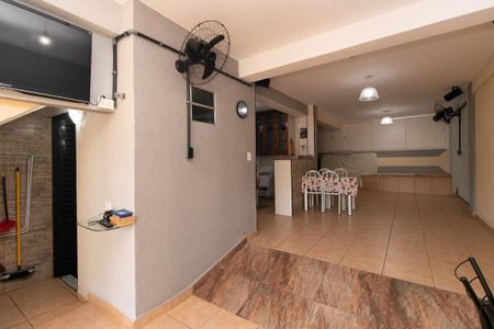 Casa à venda com 273m², 3 quartos e 5 vagasSalão de Festas
