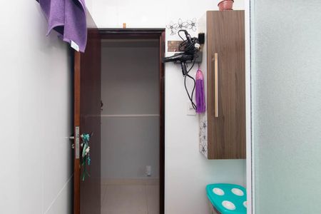 Casa à venda com 273m², 3 quartos e 5 vagasBanheiro Social