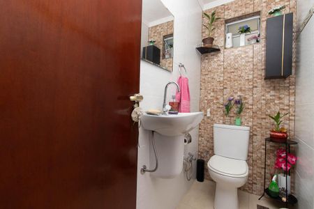 Casa à venda com 273m², 3 quartos e 5 vagasLavabo