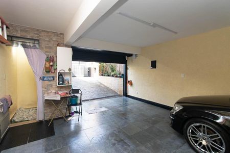Casa à venda com 273m², 3 quartos e 5 vagasGaragem