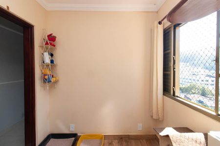 Casa à venda com 273m², 3 quartos e 5 vagasQuarto 2
