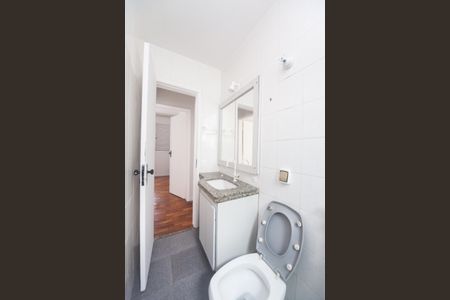 Apartamento para alugar com 106m², 3 quartos e 1 vaga Apartamento para alugar com 106m², 3 quartos e 1 vagaBanheiro Social