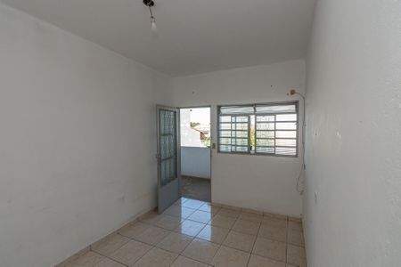 Casa para alugar com 50m², 1 quarto e 1 vaga
