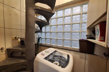 Apartamento para alugar com 90m², 2 quartos e 1 vaga Apartamento para alugar com 90m², 2 quartos e 1 vagaLavanderia