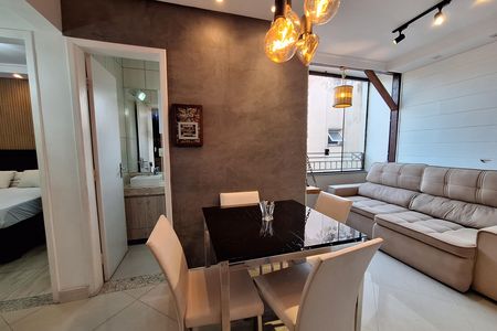 Apartamento para alugar com 90m², 2 quartos e 1 vaga Apartamento para alugar com 90m², 2 quartos e 1 vagaSala de Jantar