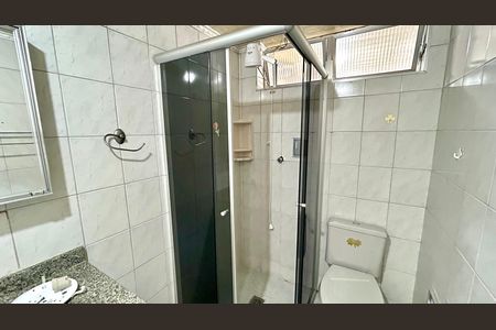 Banheiro de apartamento à venda com 2 quartos, 63m² em Parque Cecap, Guarulhos