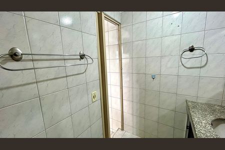 Apartamento à venda com 63m², 2 quartos e sem vaga Apartamento à venda com 63m², 2 quartos e sem vagaBanheiro