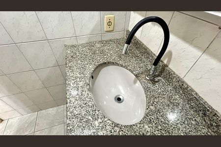 Apartamento à venda com 63m², 2 quartos e sem vaga Apartamento à venda com 63m², 2 quartos e sem vagaBanheiro