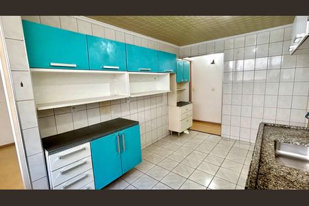 Apartamento à venda com 63m², 2 quartos e sem vaga Apartamento à venda com 63m², 2 quartos e sem vagaCozinha