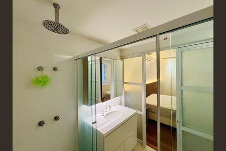 Apartamento para alugar com 110m², 2 quartos e sem vaga