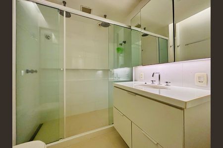 Apartamento para alugar com 110m², 2 quartos e sem vaga
