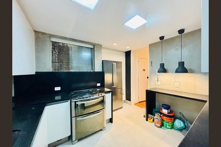 Apartamento para alugar com 110m², 2 quartos e sem vaga