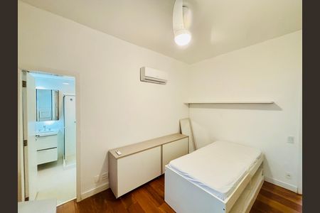 Apartamento para alugar com 110m², 2 quartos e sem vaga