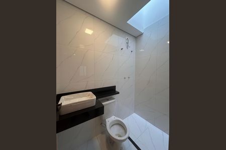 Banheiro da Suíte 2 de casa à venda com 3 quartos, 100m² em Vila Campo Grande, São Paulo