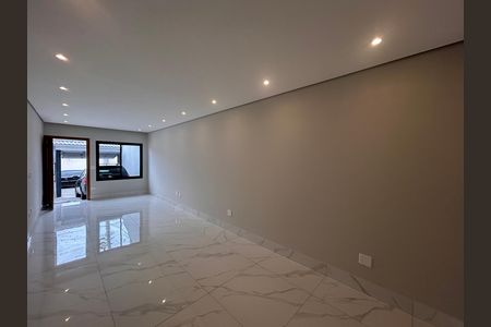 Casa à venda com 3 quartos, 100m² em Vila Campo Grande, São Paulo