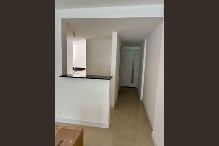 Apartamento à venda com 89m², 2 quartos e 1 vaga Apartamento à venda com 89m², 2 quartos e 1 vagaÁrea de Serviço