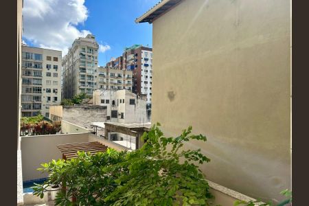 Apartamento à venda com 89m², 2 quartos e 1 vaga Apartamento à venda com 89m², 2 quartos e 1 vagaVista