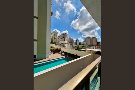 Apartamento à venda com 89m², 2 quartos e 1 vaga Apartamento à venda com 89m², 2 quartos e 1 vagaVista