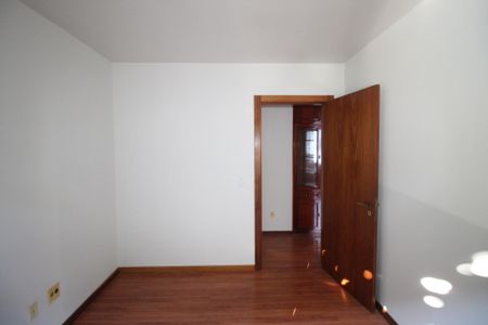 Apartamento para alugar com 120m², 3 quartos e 2 vagasQuarto 3