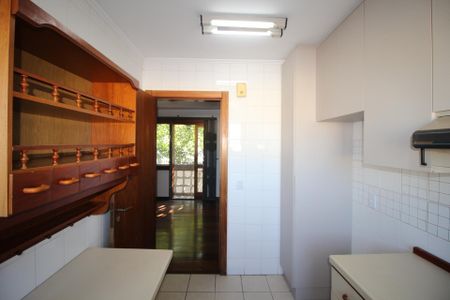 Cozinha de apartamento para alugar com 3 quartos, 120m² em Petrópolis, Porto Alegre