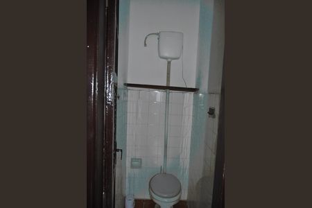 Banheiro de serivço de apartamento para alugar com 3 quartos, 120m² em Piedade, Rio de Janeiro