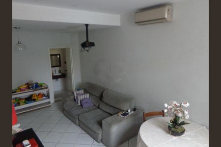 Casa à venda com 2 quartos, 120m² em Vila Alexandria, São Paulo