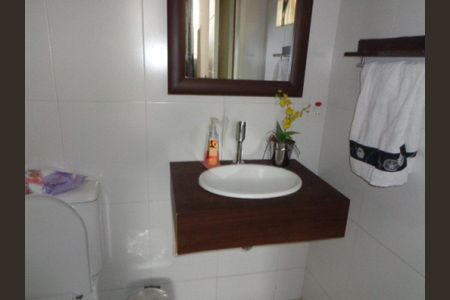 Casa à venda com 2 quartos, 120m² em Vila Alexandria, São Paulo