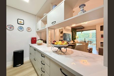 Apartamento à venda com 87m², 2 quartos e 2 vagas Apartamento à venda com 87m², 2 quartos e 2 vagasCozinha
