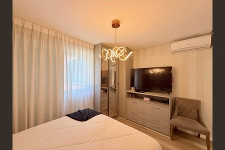 Apartamento à venda com 87m², 2 quartos e 2 vagas Apartamento à venda com 87m², 2 quartos e 2 vagasSuíte