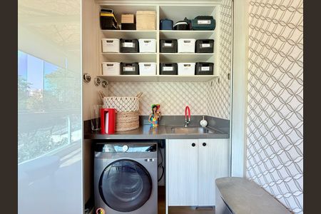 Apartamento à venda com 87m², 2 quartos e 2 vagas Apartamento à venda com 87m², 2 quartos e 2 vagasÁrea de Serviço
