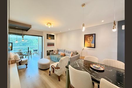 Apartamento à venda com 87m², 2 quartos e 2 vagas Apartamento à venda com 87m², 2 quartos e 2 vagasSala
