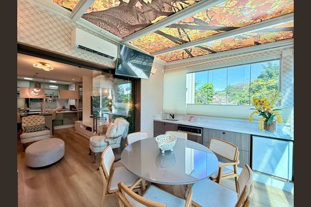 Apartamento à venda com 87m², 2 quartos e 2 vagas Apartamento à venda com 87m², 2 quartos e 2 vagasVaranda