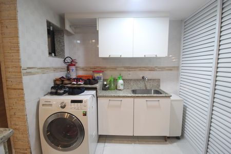 Casa à venda com 424m², 3 quartos e 5 vagasÁrea de serviço