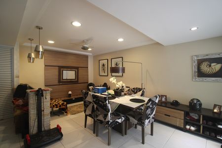 Casa à venda com 424m², 3 quartos e 5 vagasSala 2