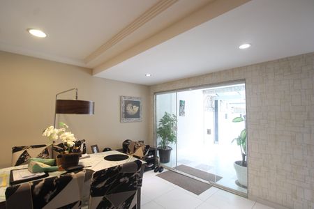 Casa à venda com 424m², 3 quartos e 5 vagasSala 2