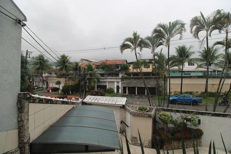 Casa à venda com 424m², 3 quartos e 5 vagasSuíte 1 - Varanda