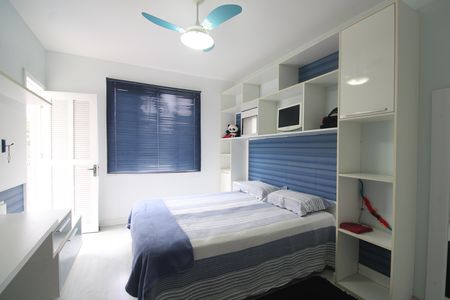 Casa à venda com 424m², 3 quartos e 5 vagasQuarto
