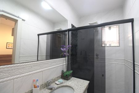 Casa à venda com 424m², 3 quartos e 5 vagasBanheiro da suíte