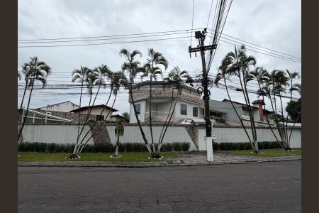 Casa à venda com 424m², 3 quartos e 5 vagas