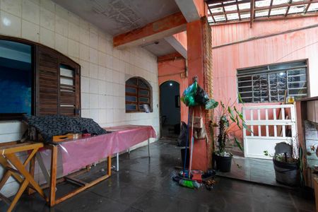 Casa para alugar com 54m², 3 quartos e 2 vagasÁrea de Serviço