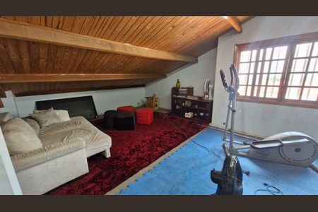 Casa à venda com 450m², 4 quartos e 6 vagas