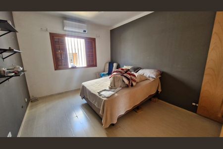 Casa à venda com 450m², 4 quartos e 6 vagas