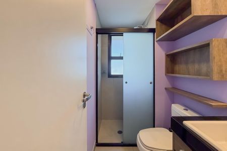 Banheiro de kitnet/studio à venda com 1 quarto, 33m² em Vila Mariana, São Paulo